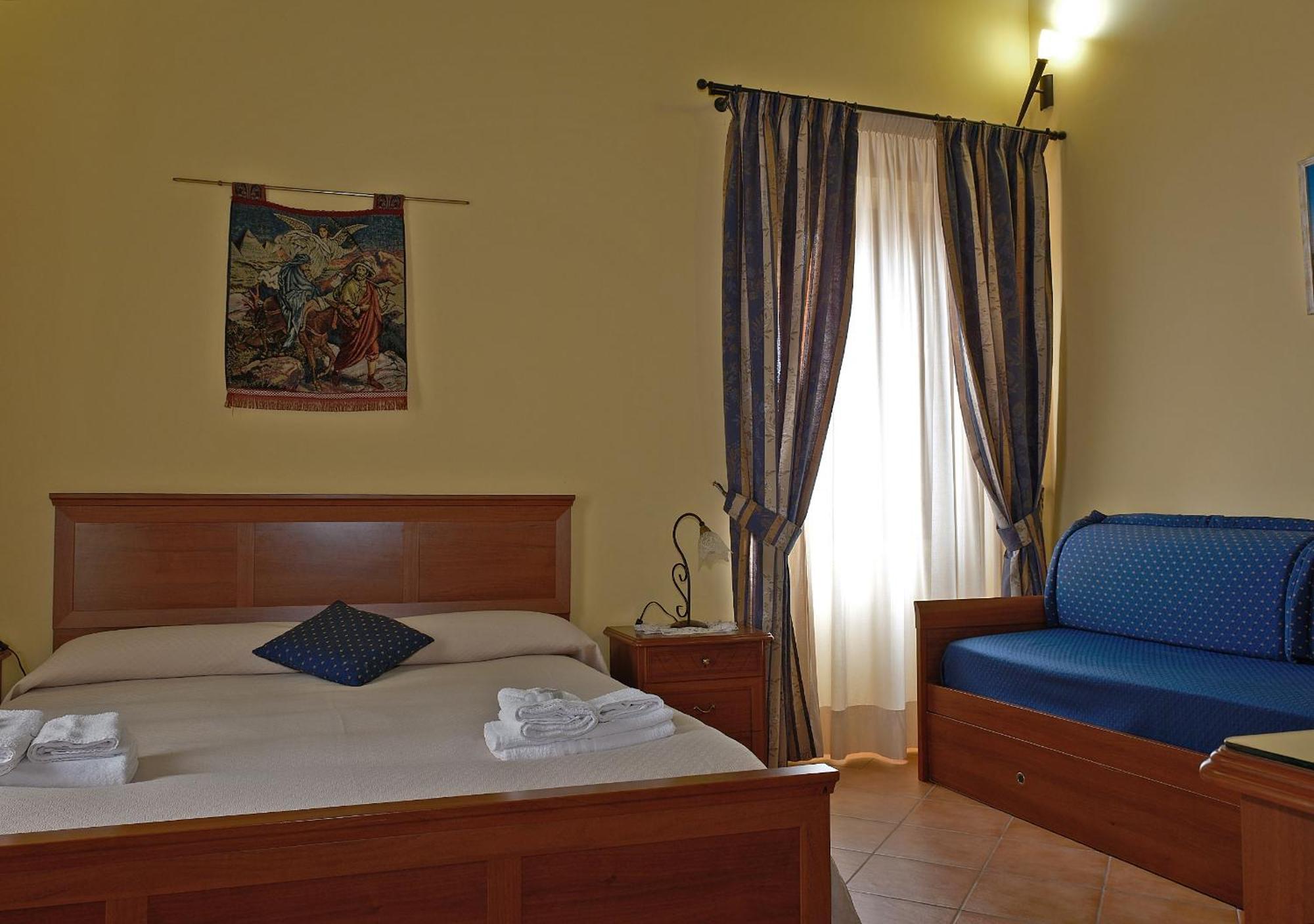 Conte Spencer Bed & Breakfast Касертавекия Екстериор снимка